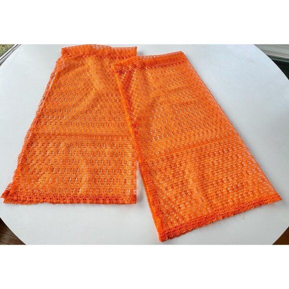 Vintage 70s curtains pair, bright orange mesh panels, open weave - Picture 4 of 7